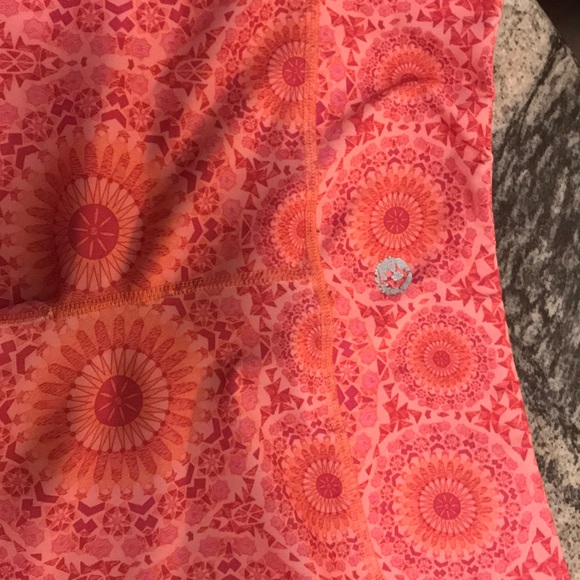 Capri length leggings - Picture 3 of 4